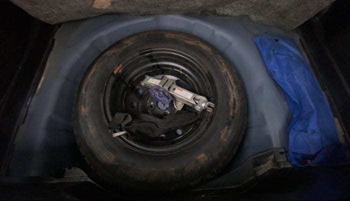 2018 Maruti Swift VXI D, Petrol, Manual, 57,557 km, Spare Tyre