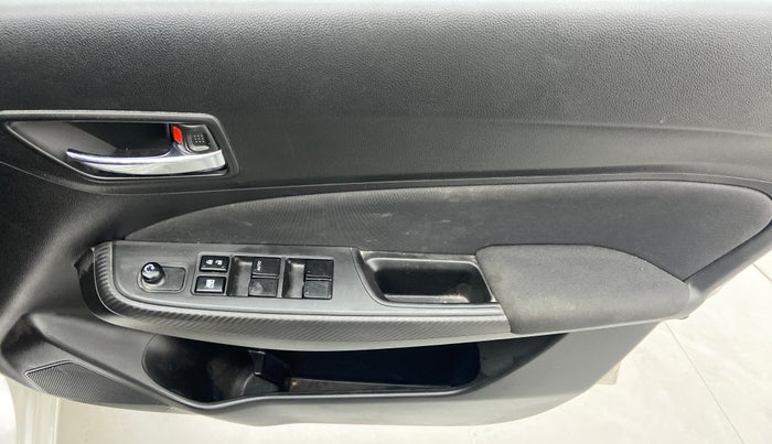 2020 Maruti Swift VXI D, Petrol, Manual, 3,192 km, Driver Side Door Panels Control