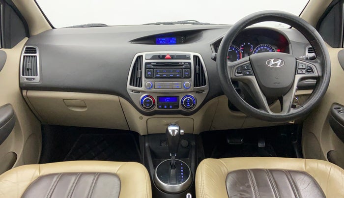 2013 Hyundai i20 SPORTZ 1.4 AT VTVT, Petrol, Automatic, 51,093 km, Dashboard View