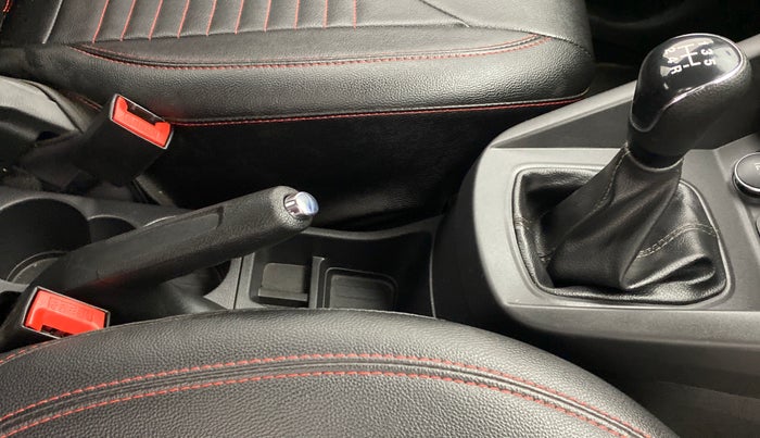 2019 Ford New Figo 1.2 TITANIUM, Petrol, Manual, 7,440 km, Gear Lever