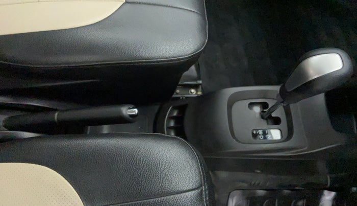 2015 Maruti Wagon R 1.0 VXI AMT, Petrol, Automatic, 26,941 km, Gear Lever