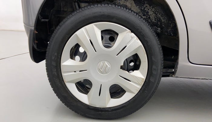 2015 Maruti Wagon R 1.0 VXI AMT, Petrol, Automatic, 26,941 km, Right Rear Wheel