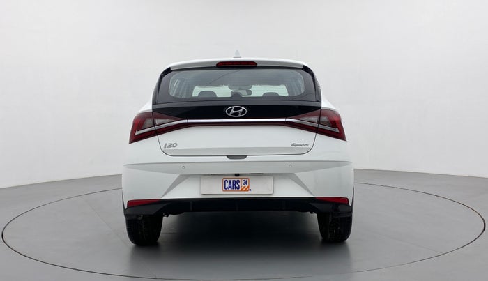 2021 Hyundai NEW I20 SPORTZ 1.2 MT, Petrol, Manual, 1,582 km, Back/Rear