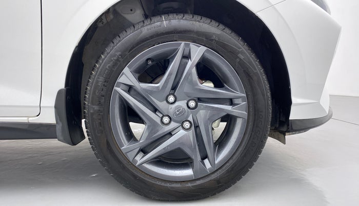 2021 Hyundai NEW I20 SPORTZ 1.2 MT, Petrol, Manual, 1,582 km, Right Front Wheel