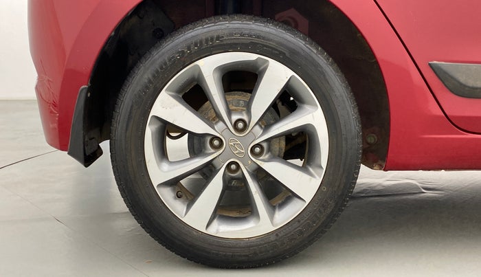 2016 Hyundai Elite i20 ASTA 1.2 (O), Petrol, Manual, 26,425 km, Right Rear Wheel