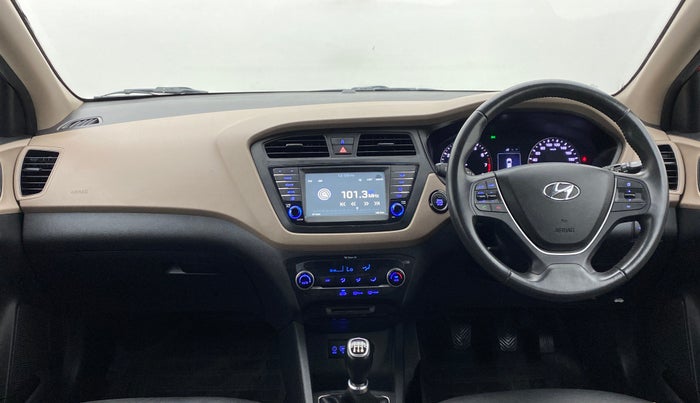 2016 Hyundai Elite i20 ASTA 1.2 (O), Petrol, Manual, 26,425 km, Dashboard