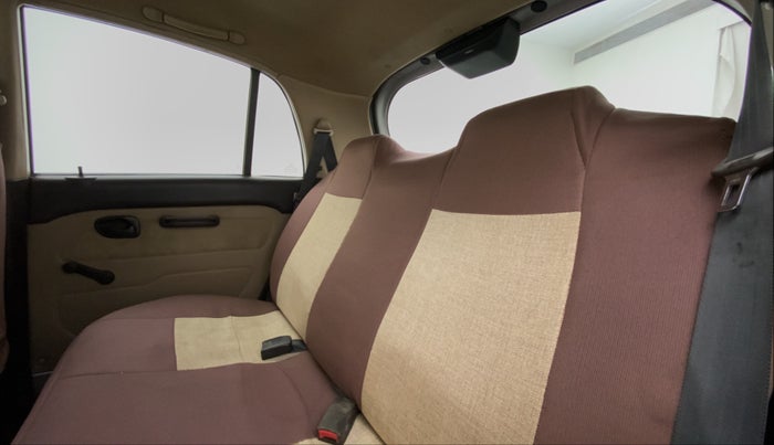 2013 Hyundai Santro Xing GL PLUS, CNG, Manual, 91,274 km, Right Side Rear Door Cabin