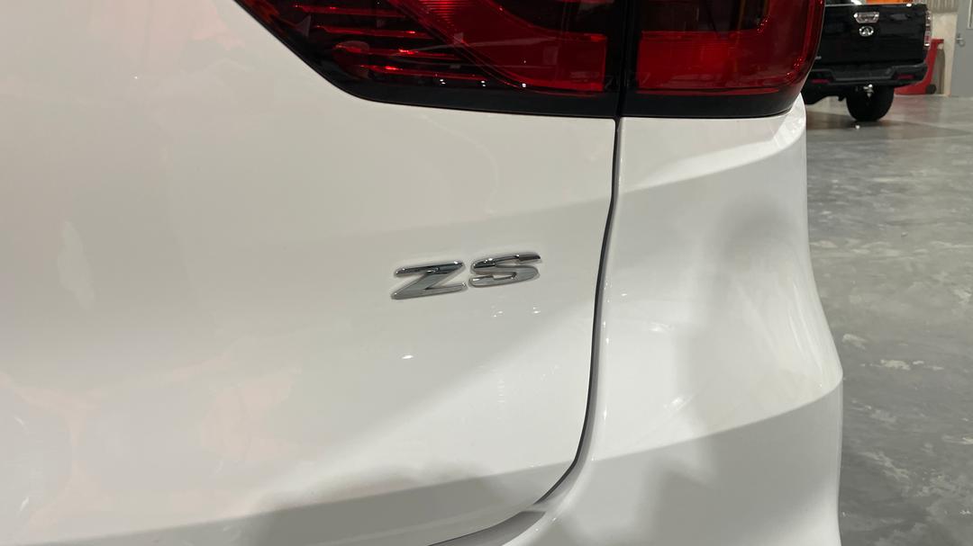 2022 MG ZS Excite, Automatic, 30817 km, Badge (Boot Right Side)