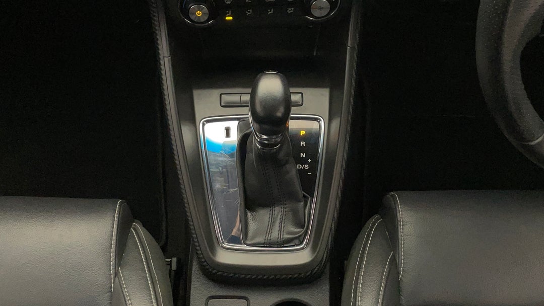 2019 MG ZS Excite, Automatic, 75719 km, Gear Lever 