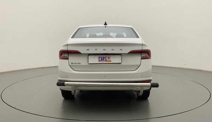 2022 Skoda SLAVIA AMBITION 1.0L TSI AT, Petrol, Automatic, 15,801 km, Back/Rear