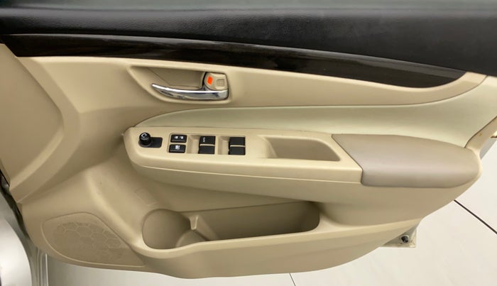 2015 Maruti Ciaz VXI+, Petrol, Manual, 81,065 km, Driver Side Door Panels Control