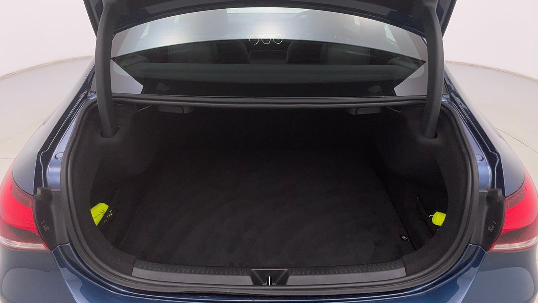 2019 Mercedes-benz A180 A180, Automatic, 34405 km, Boot Inside View