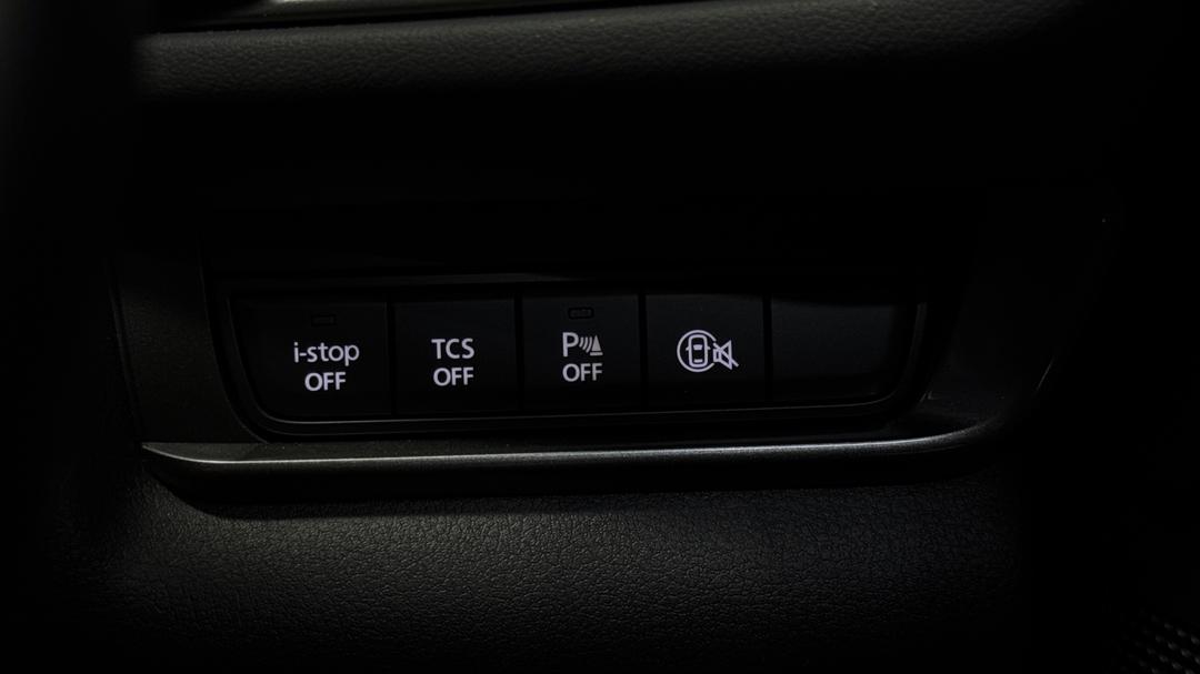 2024 Mazda CX-30 G20 Evolve (FWD), Automatic, 7580 km, Utility Switches/Buttons