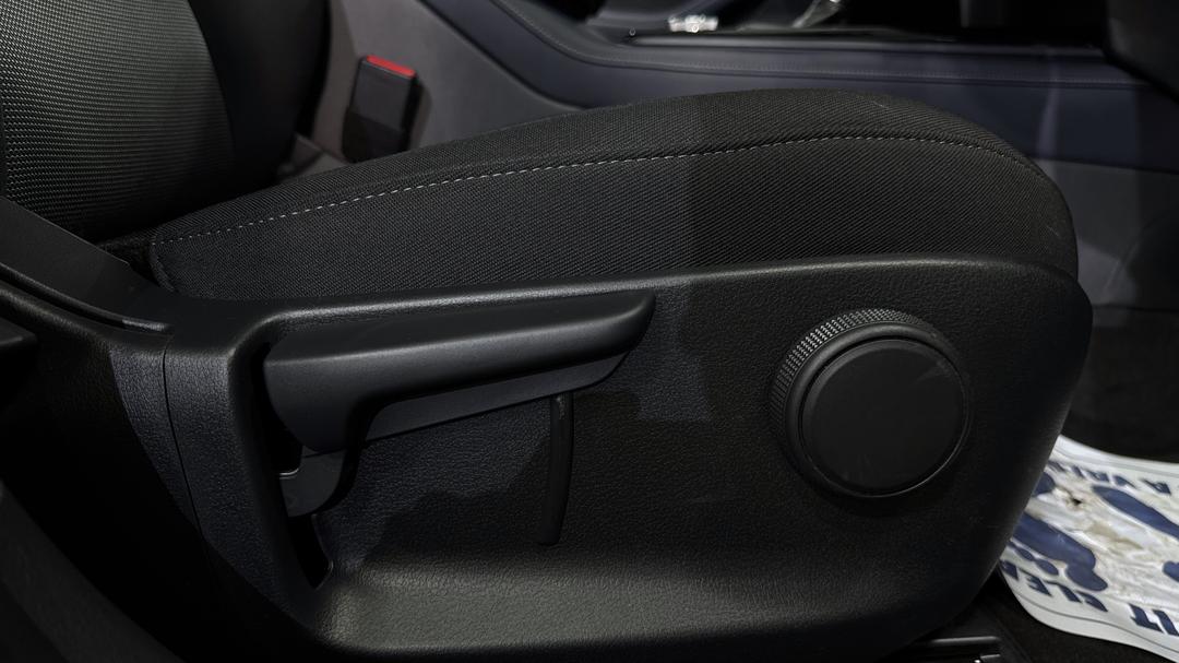 2024 Mazda CX-30 G20 Evolve (FWD), Automatic, 7580 km, Drivers Side Adjustment Panel