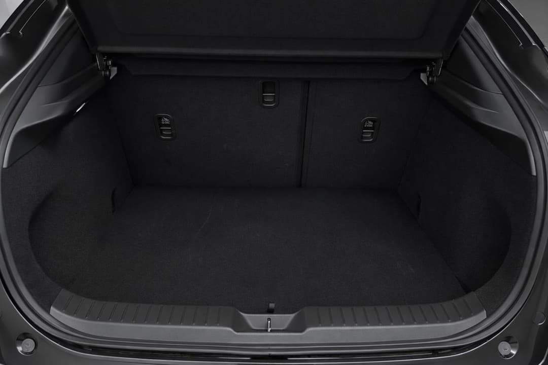 2024 Mazda CX-30 G20 Evolve (FWD), Automatic, 7580 km, Boot Inside View