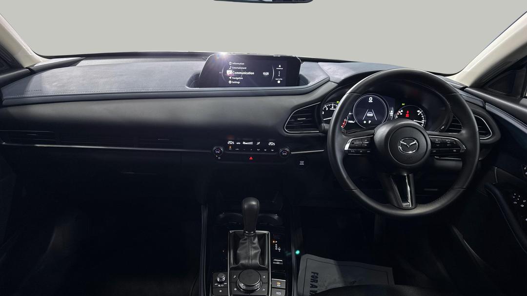 2024 Mazda CX-30 G20 Evolve (FWD), Automatic, 7580 km, Dashboard View
