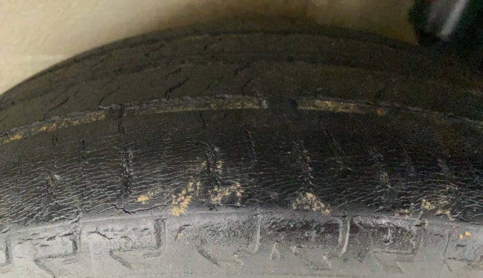 2017 Maruti IGNIS DELTA 1.2, Petrol, Manual, 51,497 km, Left Rear Tyre Tread