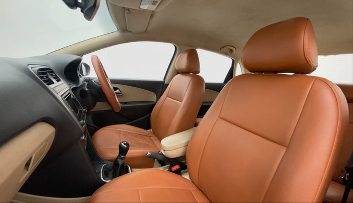 2017 Volkswagen Ameo HIGHLINE1.5L, Diesel, Manual, 35,041 km, Right Side Front Door Cabin