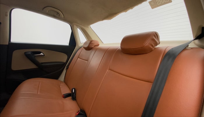 2017 Volkswagen Ameo HIGHLINE1.5L, Diesel, Manual, 35,041 km, Right Side Rear Door Cabin