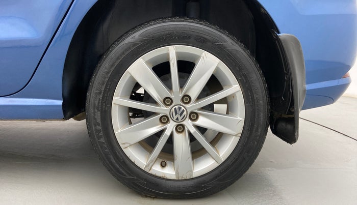 2017 Volkswagen Ameo HIGHLINE1.5L, Diesel, Manual, 35,041 km, Left Rear Wheel