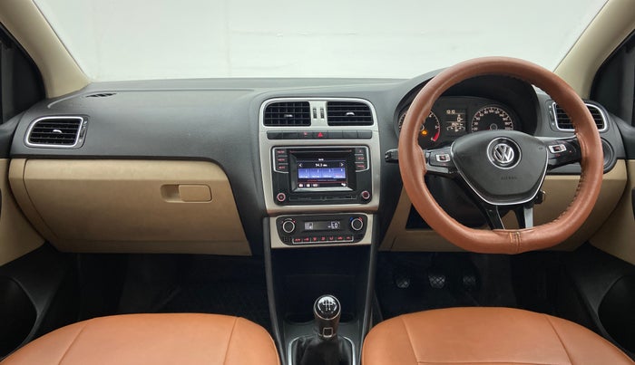 2017 Volkswagen Ameo HIGHLINE1.5L, Diesel, Manual, 35,041 km, Dashboard