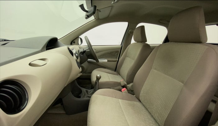 2013 Toyota Etios Liva G, Petrol, Manual, 66,520 km, Right Side Front Door Cabin