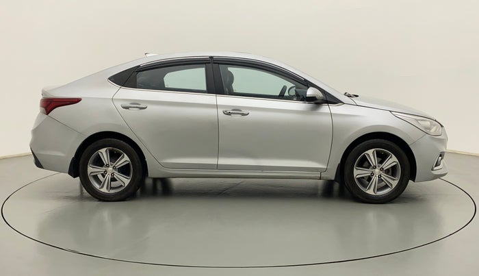 2018 Hyundai Verna 1.6 VTVT SX O, CNG, Manual, 90,120 km, Right Side View