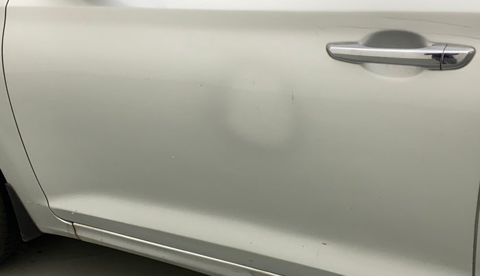 2018 Hyundai Verna 1.6 VTVT SX O, CNG, Manual, 90,120 km, Front passenger door - Paint has faded