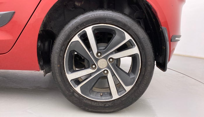 2021 Tata ALTROZ XZ DIESEL, Diesel, Manual, 91,115 km, Left Rear Wheel
