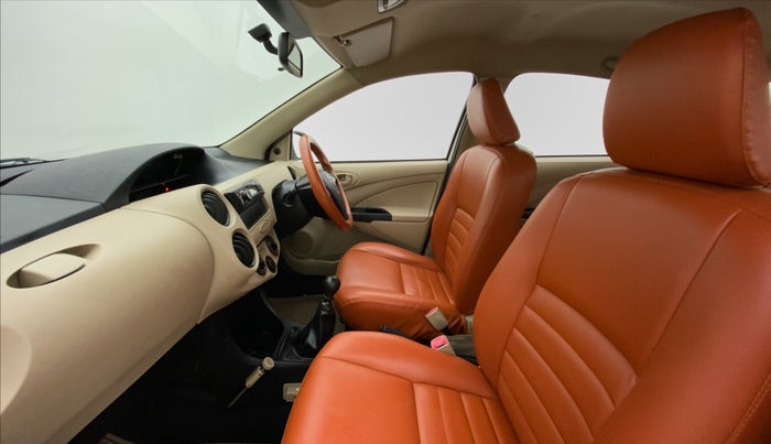 2017 Toyota Etios GD, Diesel, Manual, 51,905 km, Right Side Front Door Cabin