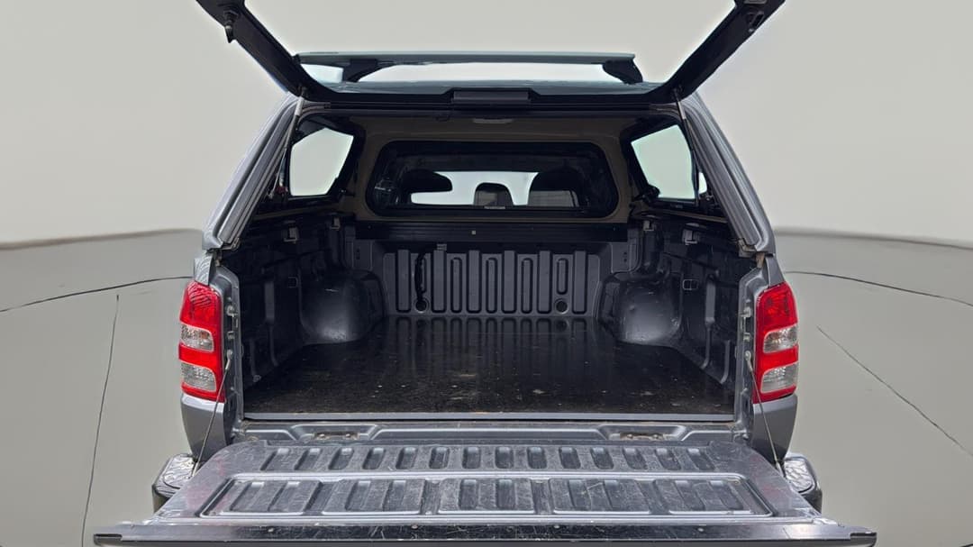 2017 Mitsubishi Triton Gls (4x4), Manual, 74704 km, Boot Inside View