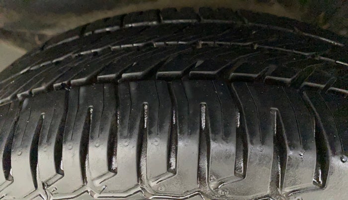 2015 Maruti Wagon R 1.0 VXI, CNG, Manual, 84,483 km, Left Rear Tyre Tread