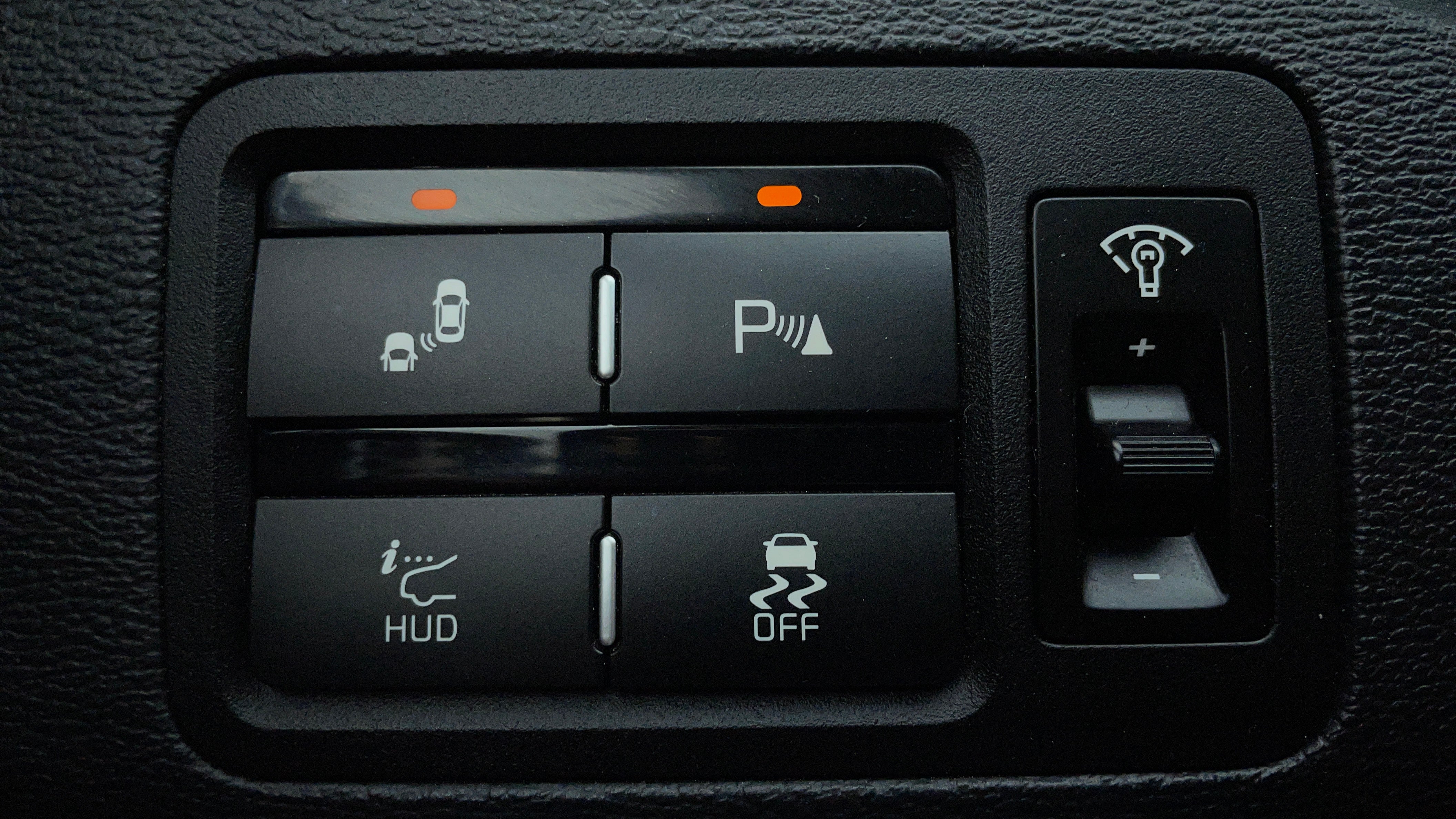 Kia Quoris-Driver Assistance Functions