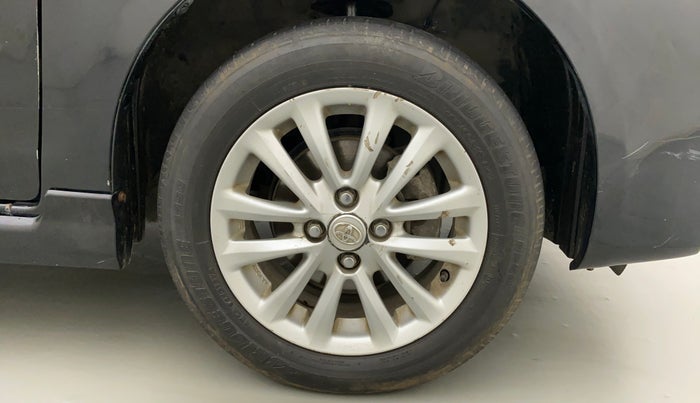 2011 Toyota Etios VX, Petrol, Manual, 71,433 km, Right Front Wheel