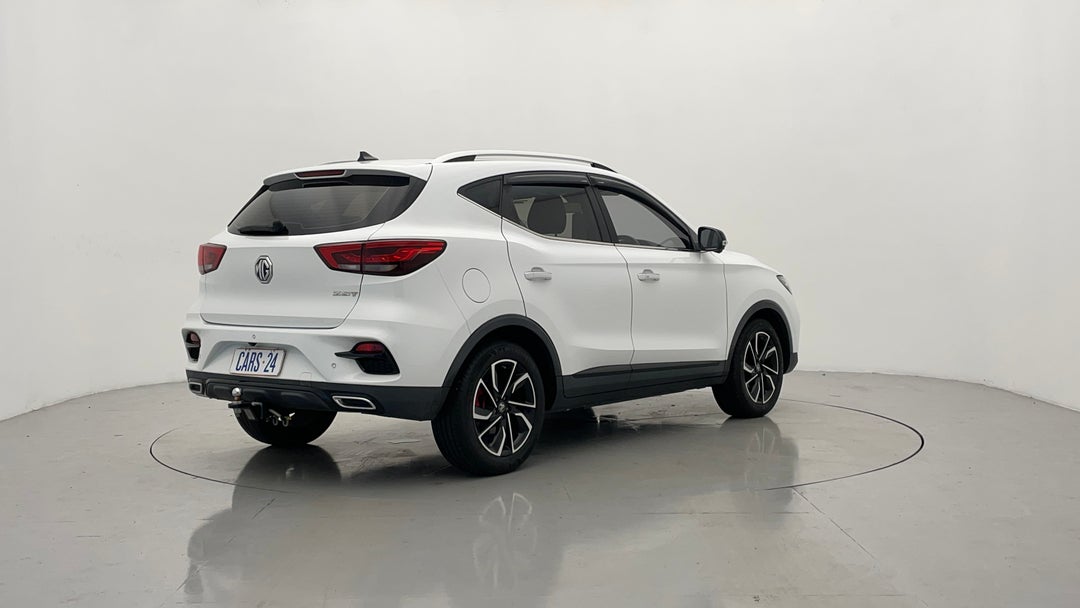 Right Back Diagonal (45- Degree) View