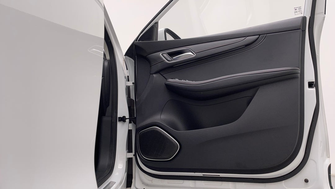 2020 MG HS Excite, Automatic, 68983 km, Speaker View