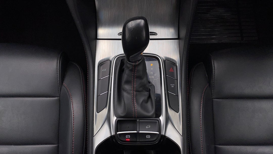 2020 MG HS Excite, Automatic, 68983 km, Gear Lever 