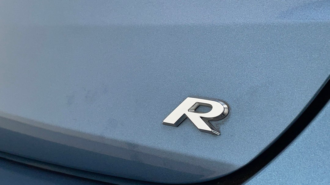 Badge (Boot Right Side)