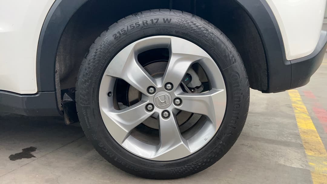 2017 Honda HR-V Vti-s, Automatic, 72333 km, Left Rear Wheel