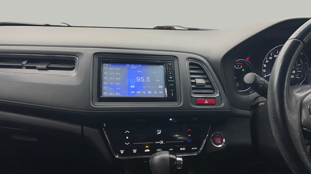 2017 Honda HR-V Vti-s, Automatic, 72333 km, Center Console