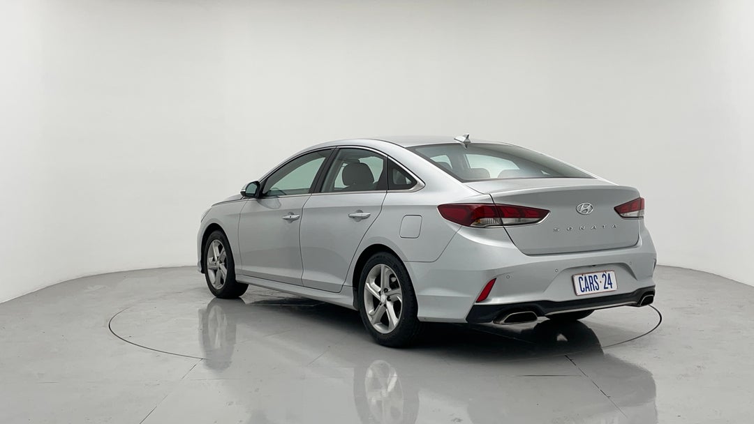 Left Back Diagonal (45- Degree) View