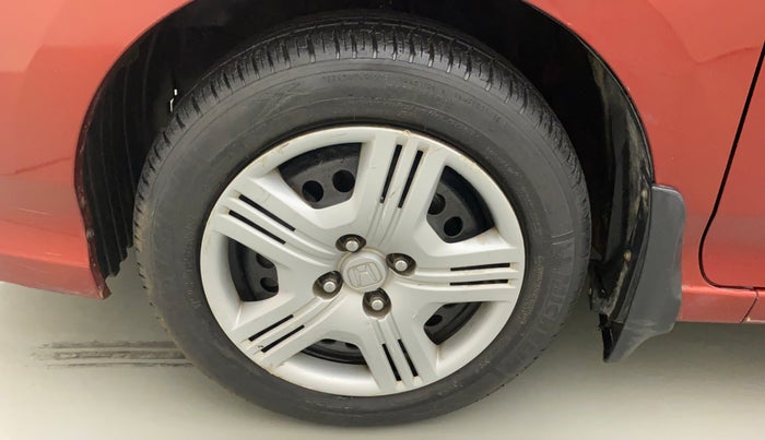 2010 Honda City 1.5L I-VTEC S MT, Petrol, Manual, 52,792 km, Left front tyre - Minor crack