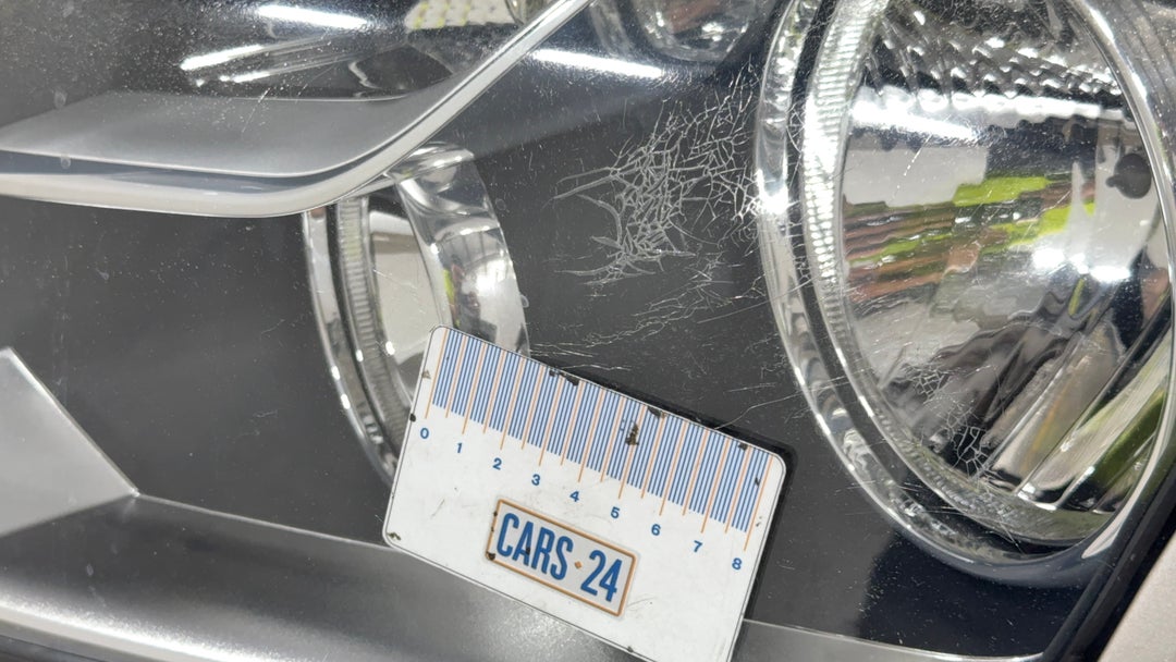 Lights Headlights LHS Scratch