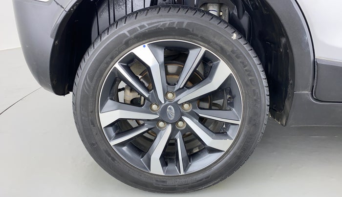 2019 Mahindra XUV300 W8(O), Diesel, Manual, 52,637 km, Right Rear Wheel
