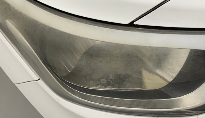 2014 Hyundai Elite i20 MAGNA 1.2, Petrol, Manual, 1,05,921 km, Right headlight - Faded