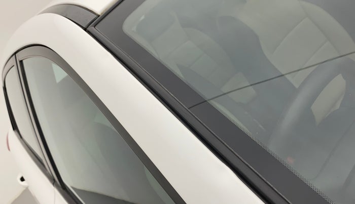 2014 Hyundai Elite i20 MAGNA 1.2, Petrol, Manual, 1,05,921 km, Right A pillar - Slightly dented