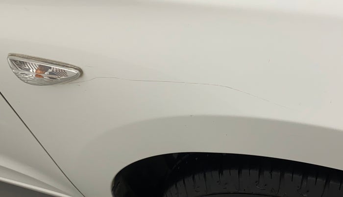2014 Hyundai Elite i20 MAGNA 1.2, Petrol, Manual, 1,05,921 km, Right fender - Minor scratches