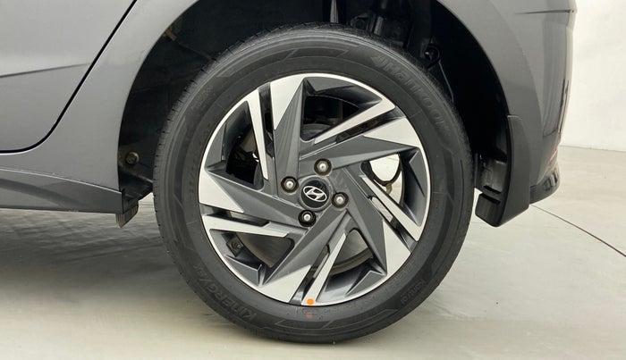 2021 Hyundai NEW I20 ASTA 1.2 AT, Petrol, Automatic, 11,717 km, Left Rear Wheel