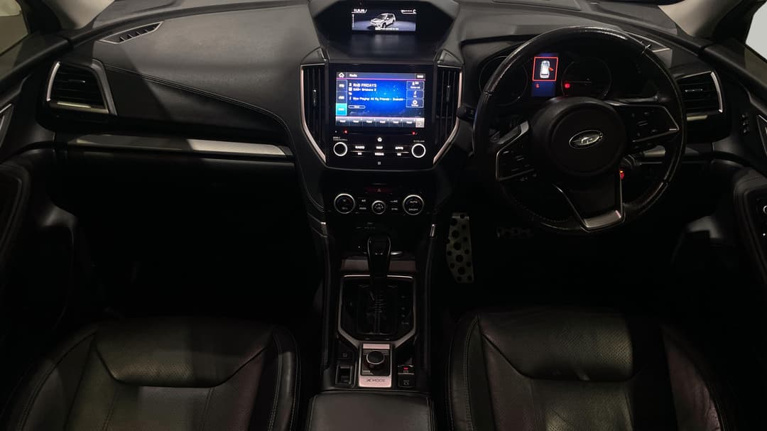 2018 Subaru Forester 2.5i-s (AWD), Automatic, 152071 km, Center Console