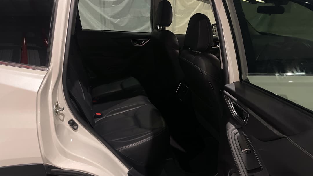 2018 Subaru Forester 2.5i-s (AWD), Automatic, 152071 km, Right Side Rear Door Cabin View